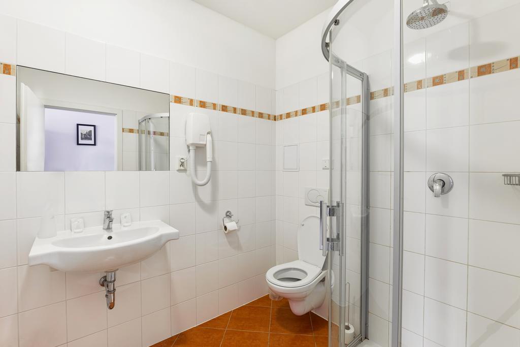 Hotel U Salzmannu Plzeň Cameră foto